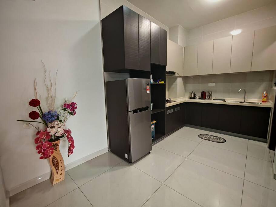 Seaview Sweethome暖居 Royal Apartment Johor Bahru